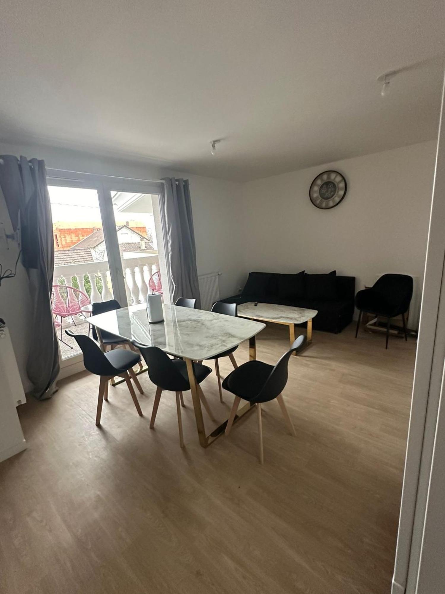 Appt Spacieux Et Calme Prox Disney-Cdg-Stade De France Le Blanc-Mesnil Zewnętrze zdjęcie