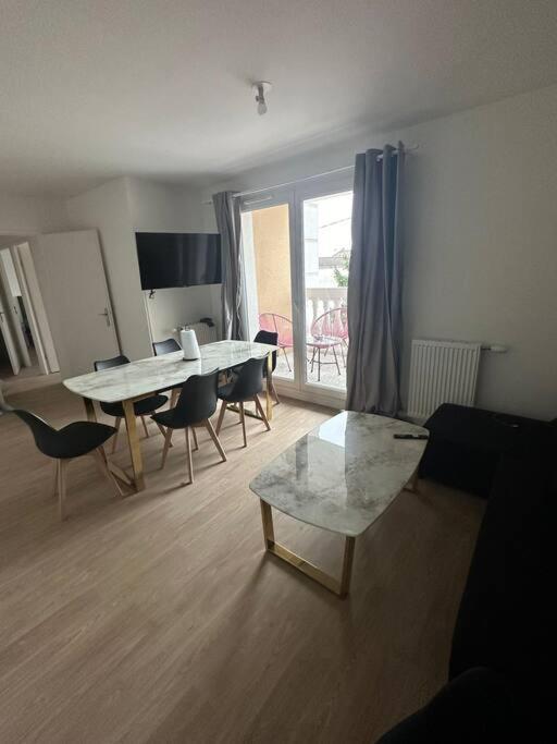 Appt Spacieux Et Calme Prox Disney-Cdg-Stade De France Le Blanc-Mesnil Zewnętrze zdjęcie