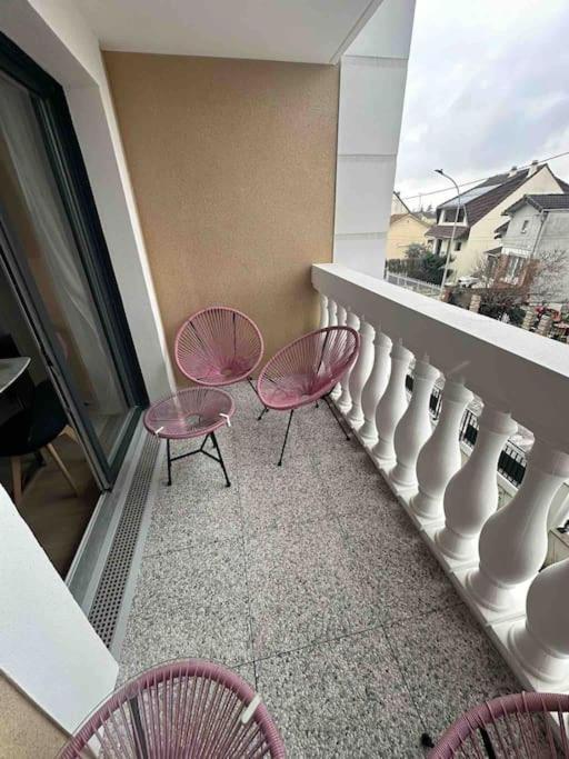 Appt Spacieux Et Calme Prox Disney-Cdg-Stade De France Le Blanc-Mesnil Zewnętrze zdjęcie